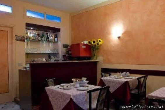 Albergo Moderno Lucca Hotel